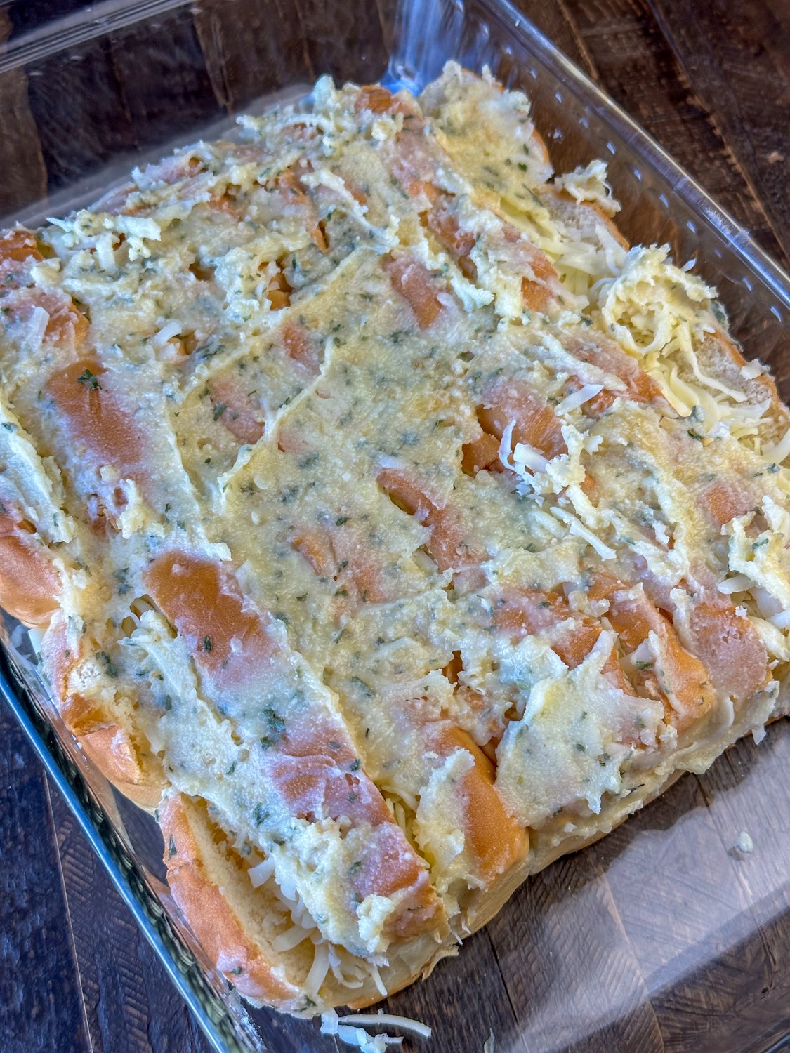 Cheesy Hawaiian Roll Garlic Bread - Plowing Through Life